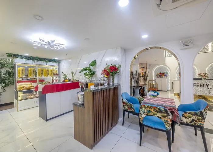 Khách sạn Tiffany & Restaurant