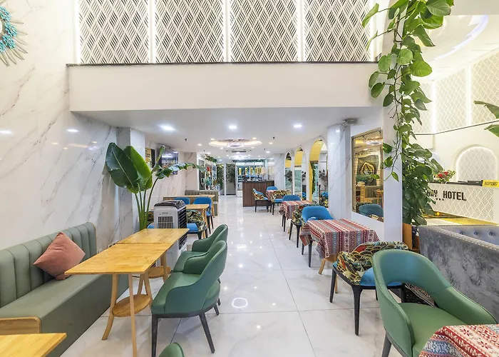 Khách sạn Tiffany & Restaurant